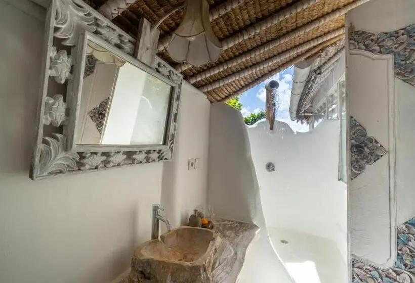 بانگلوی ممتاز, Gravity Eco Boutique Hotel   Adults Only