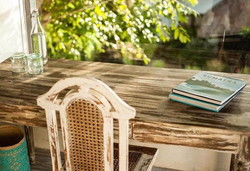 Бунгало Премиум, Gravity Eco Boutique Hotel   Adults Only