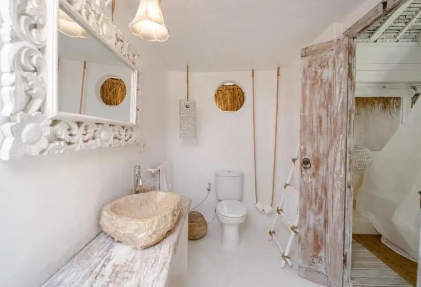 بانگلوی سوپریور, Gravity Eco Boutique Hotel   Adults Only