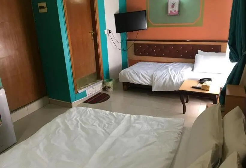 اتاق ساده سه‌ نفره, Dijlat Al Khair Hotel فندق دجلة الخير