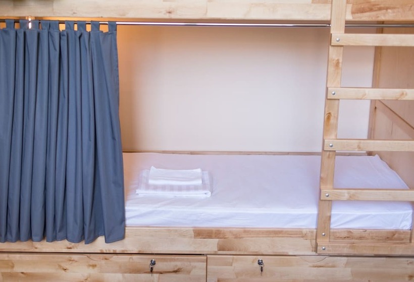 تختخواب در اتاق مشترک, Dream Hostel Zaporizhzhia