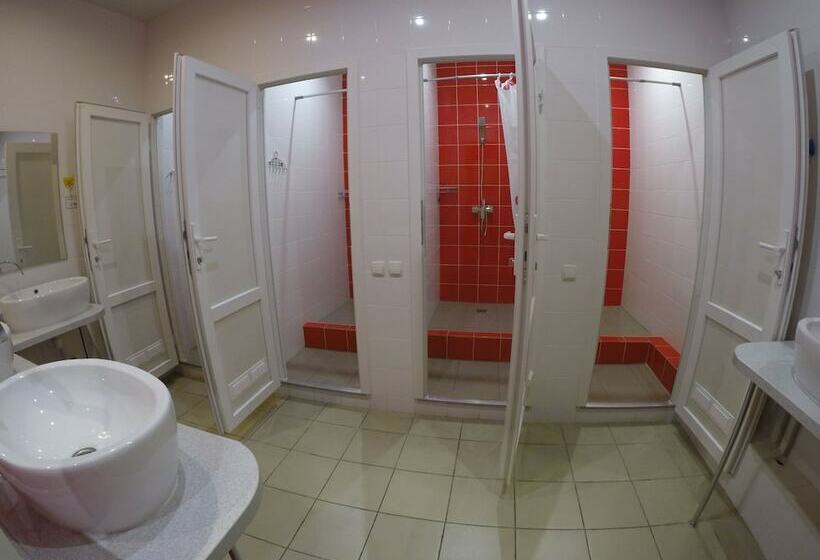 تختخواب در اتاق مشترک, Dream Hostel Zaporizhzhia