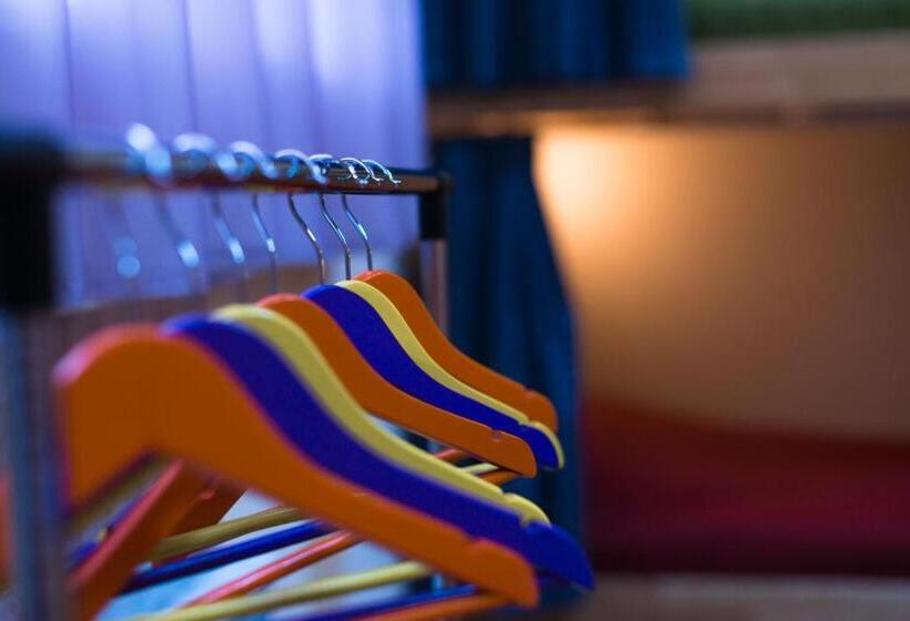 تختخواب در اتاق مشترک, Dream Hostel Zaporizhzhia