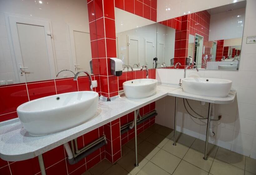 تختخواب در اتاق مشترک, Dream Hostel Zaporizhzhia