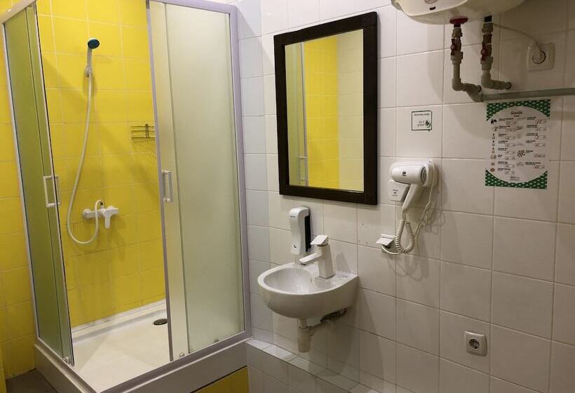 تختخواب در اتاق مشترک, Dream Hostel Zaporizhzhia