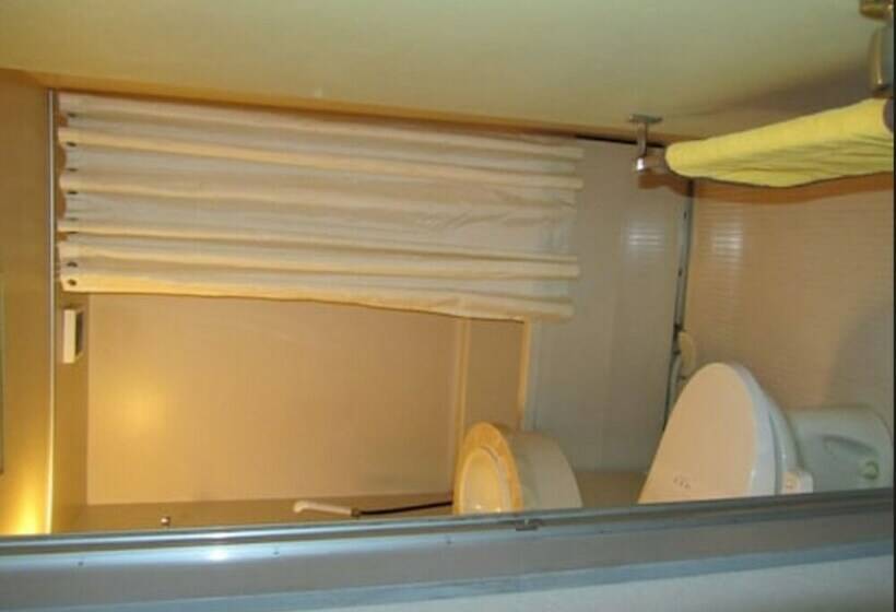 اتاق استاندارد یک نفره, Asahikan