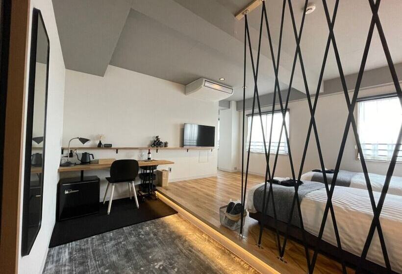 豪华房间, Fukuyama Royal