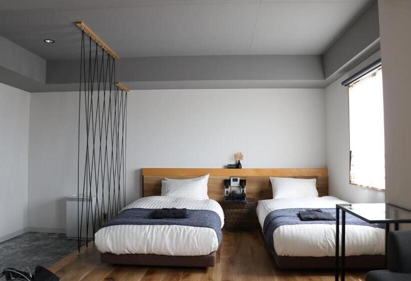 标准间, Fukuyama Royal