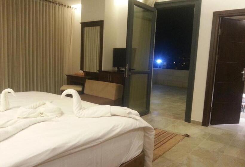 اتاق لوکس با بالکن, Royal Suites