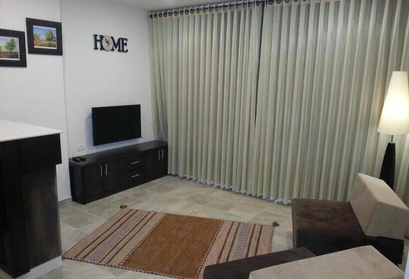 سوییت لوکس, Royal Suites