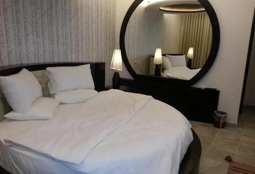 デラックススイート, Royal Suites
