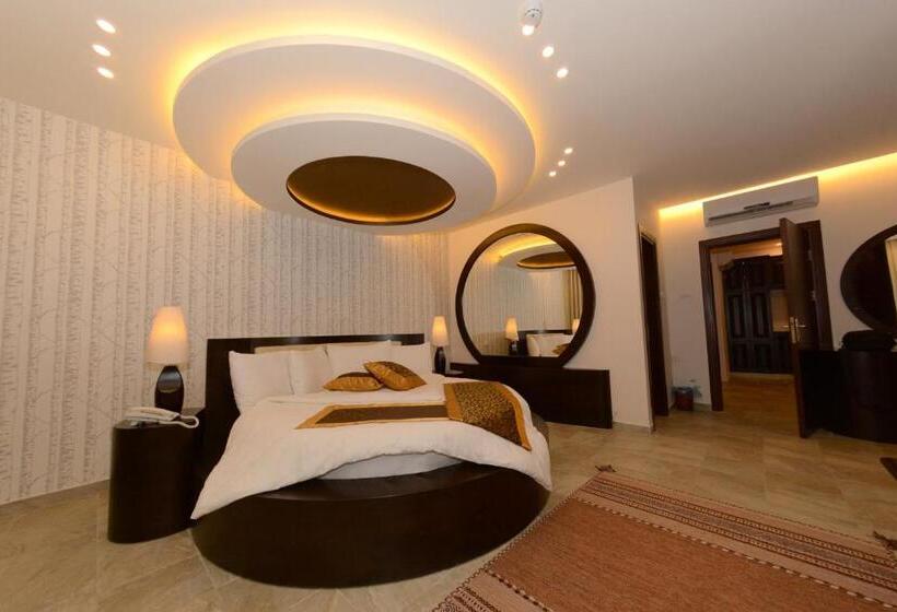 سوییت لوکس, Royal Suites