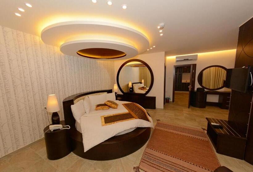 سوییت لوکس, Royal Suites