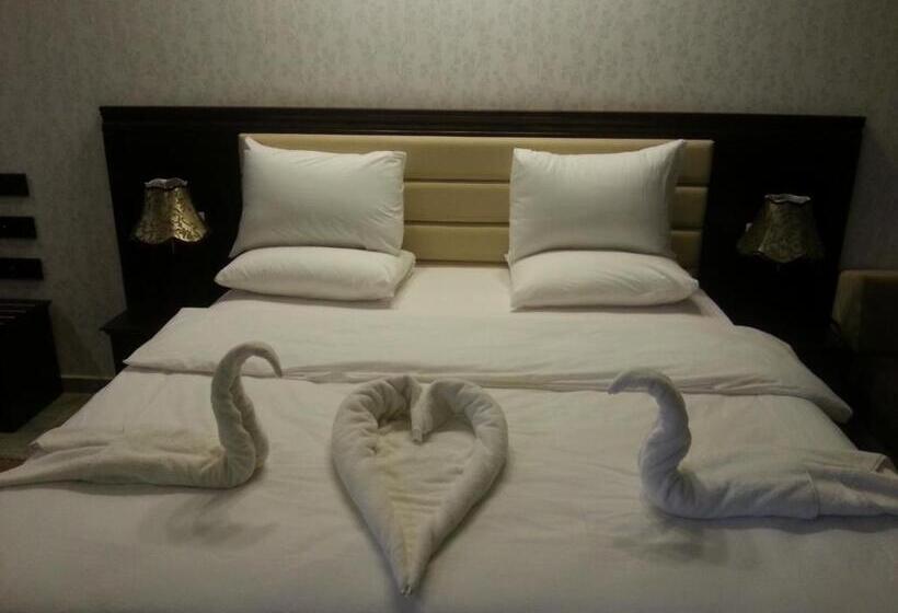 اتاق استاندارد با چشمانداز, Royal Suites