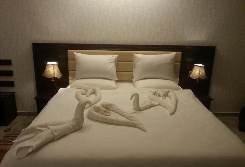 اتاق استاندارد با چشمانداز, Royal Suites