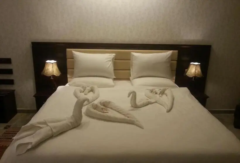 シングルデラックスルーム, Royal Suites