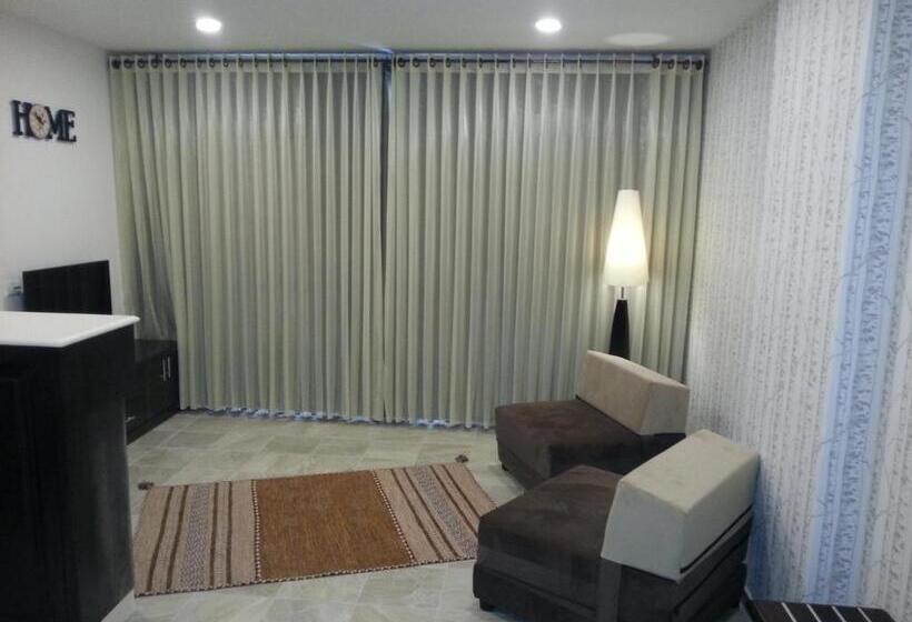 سوییت لوکس, Royal Suites