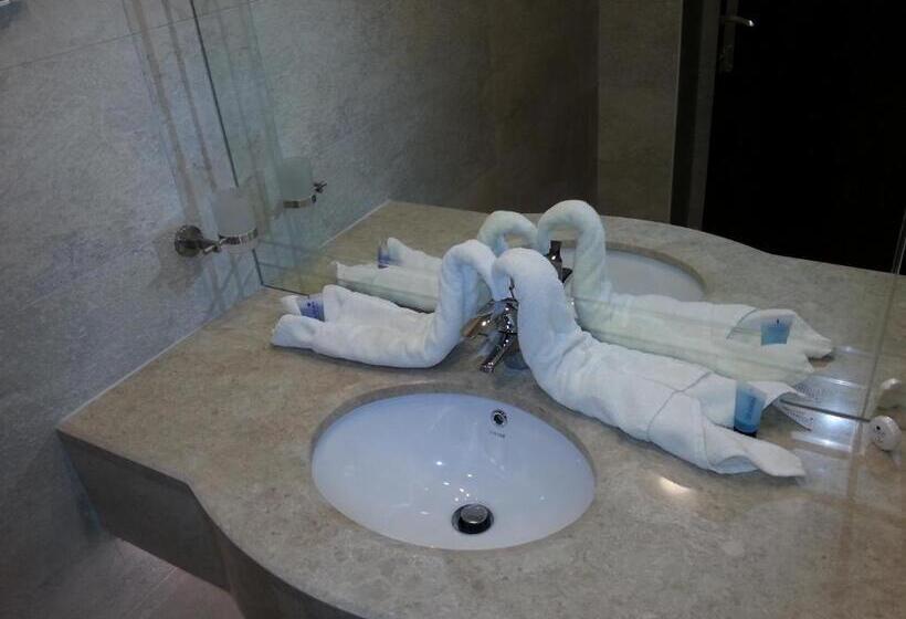سوییت لوکس, Royal Suites