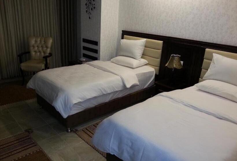 اتاق استاندارد با چشمانداز, Royal Suites