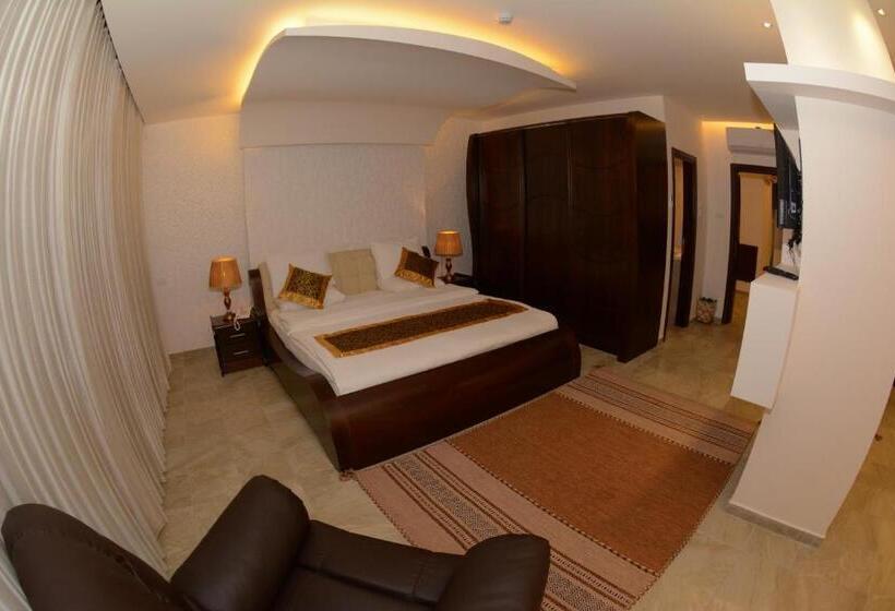 سوییت لوکس, Royal Suites