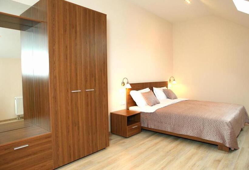 اتاق استاندارد, Sky