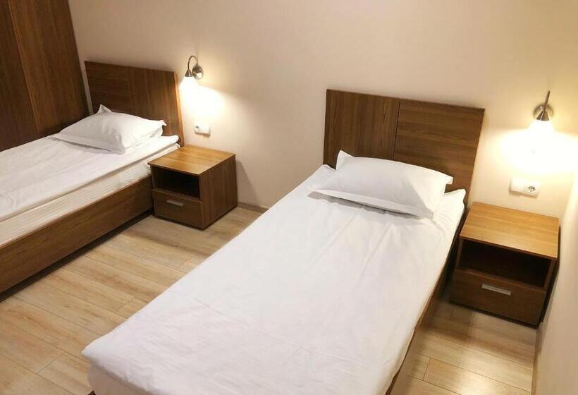 اتاق استاندارد, Sky