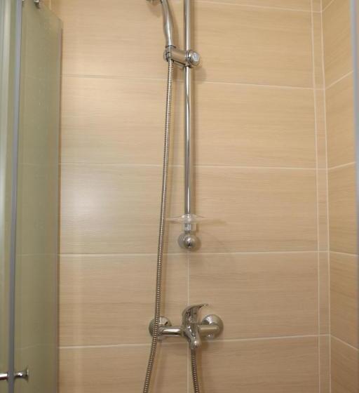 اتاق استاندارد, Sky