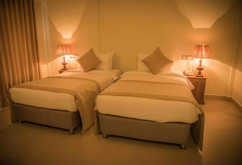 Номер Deluxe с Балконом, Sungreen Resort Habarana