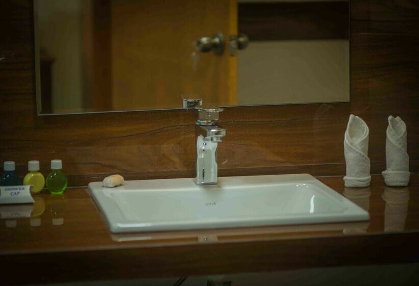 Семейный Номер, Sungreen Resort Habarana