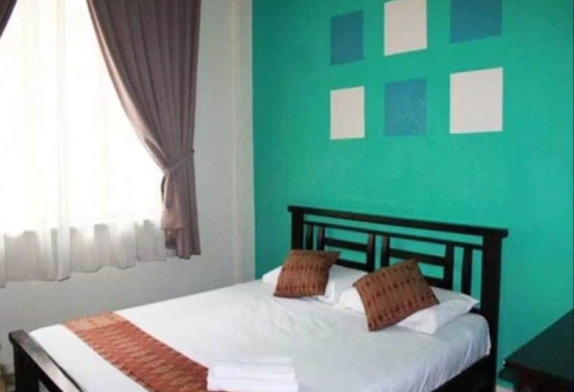 اتاق استاندارد, Borneo Backpackers