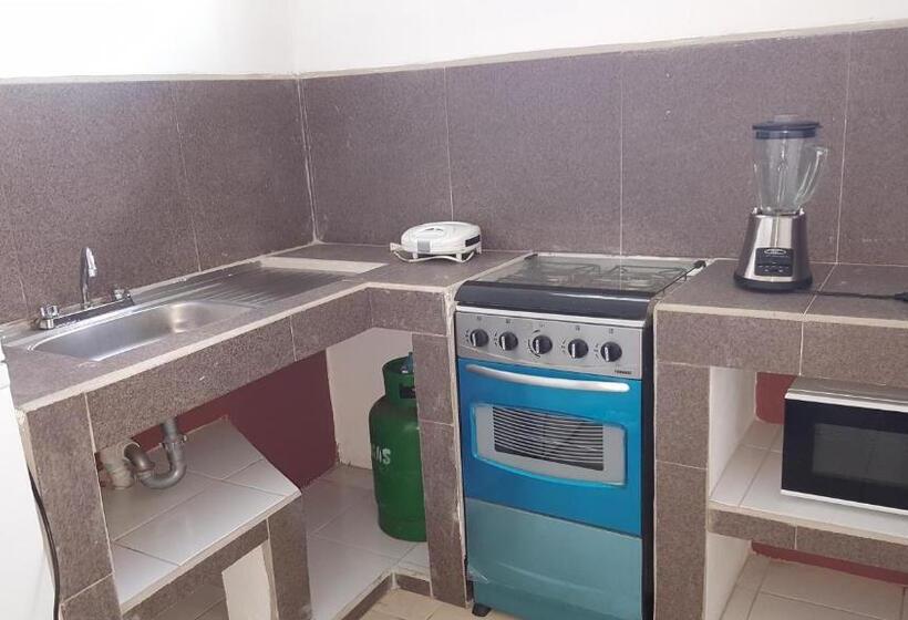 اتاق خانوادگی, La Arboleda