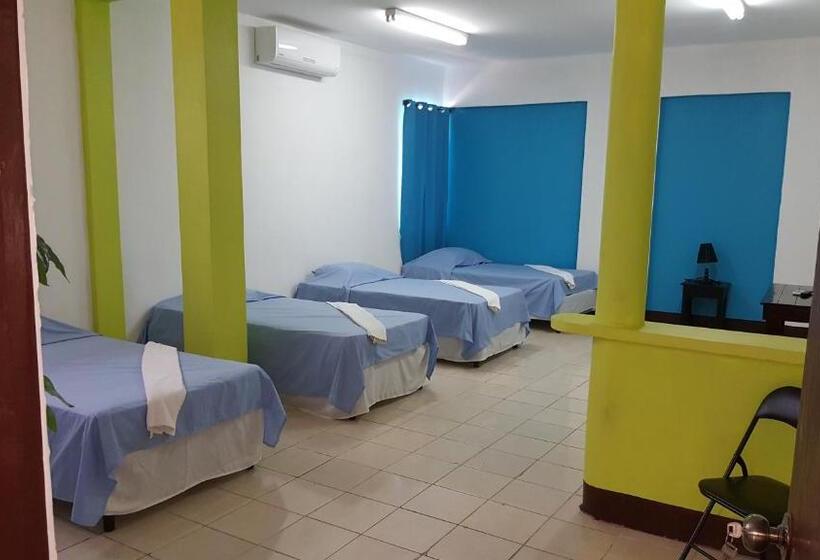 اتاق خانوادگی, La Arboleda