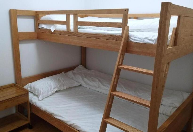 اتاق راحتی سه تخته, Chongqing Zuji Youth Hostel