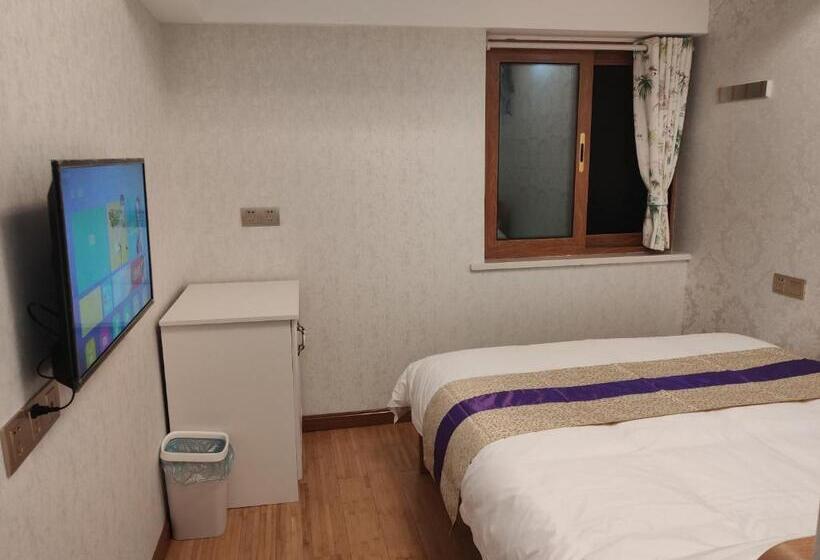 اتاق لوکس, Chongqing Zuji Youth Hostel