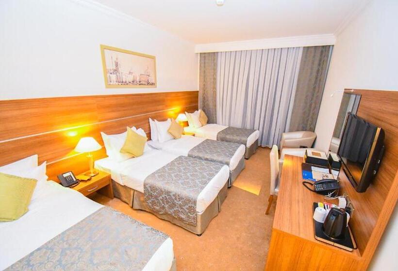 חדר סטנדרט לארבעה, Emaar Al Mektan