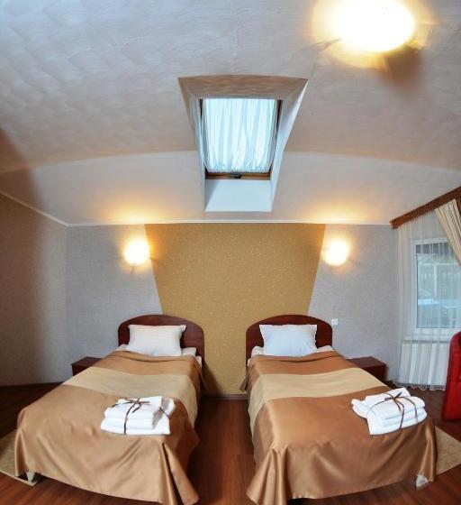 스탠다드 룸, Forsage