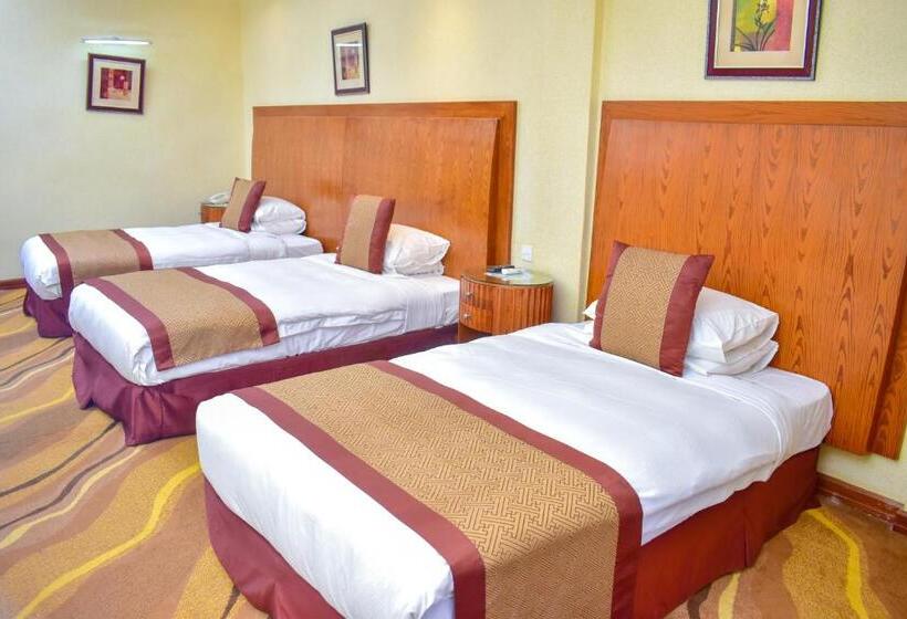 اتاق استاندارد سه نفره, Mbale Resort