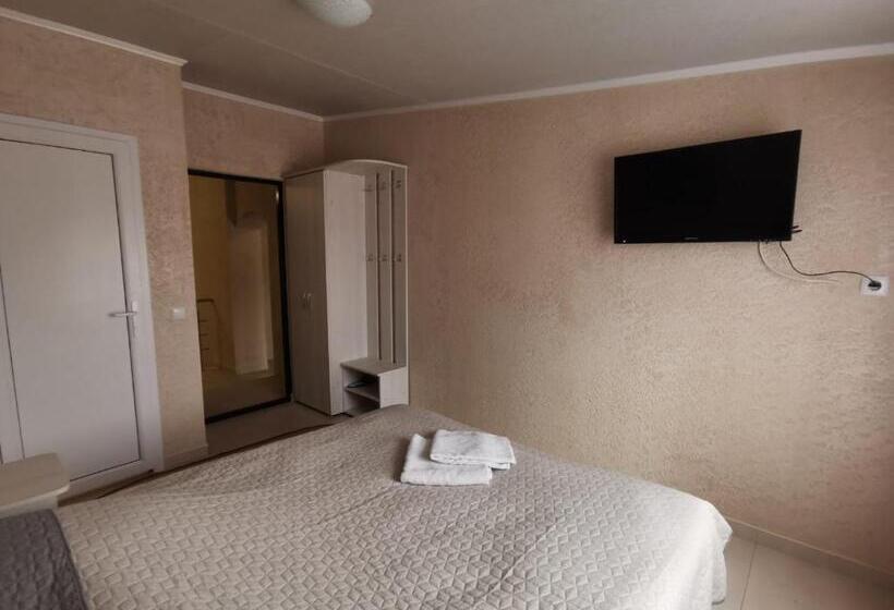 غرفة إقتصادية, Monte Kristo