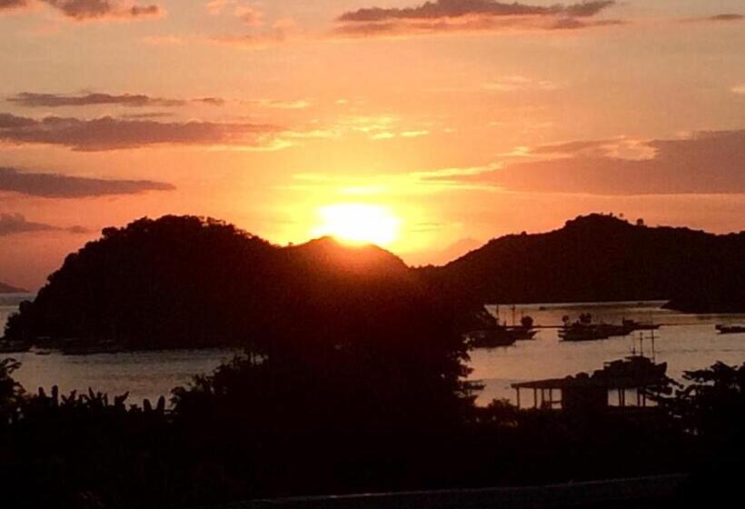 Студия Стандарт Вид на Море, Sunset Hill