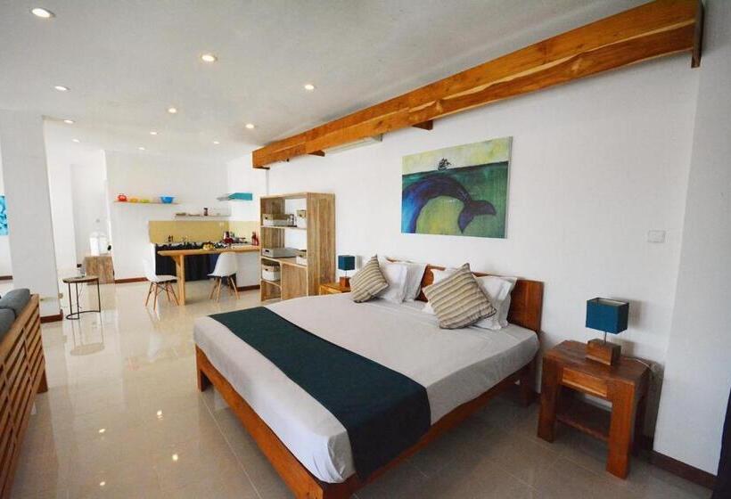 Студия Стандарт Вид на Море, Sunset Hill