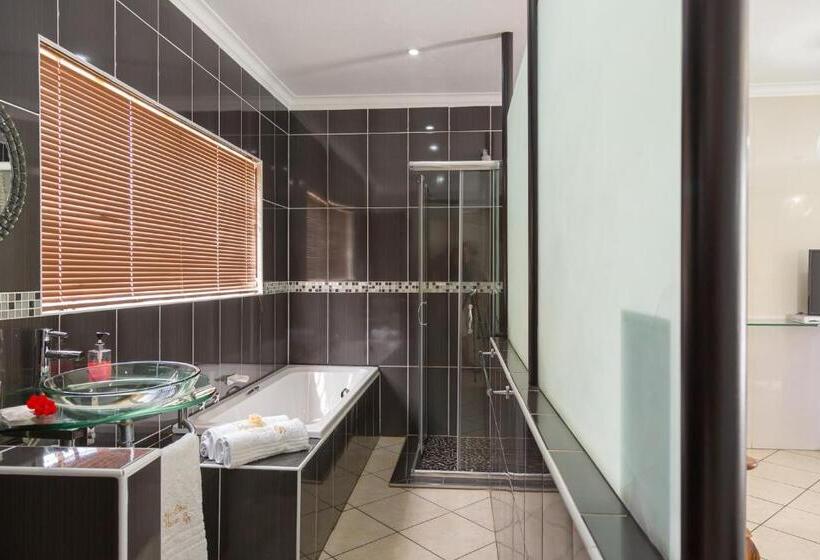 キングサイズベッドのスーペリアルーム, Bri Shel Manor B&b