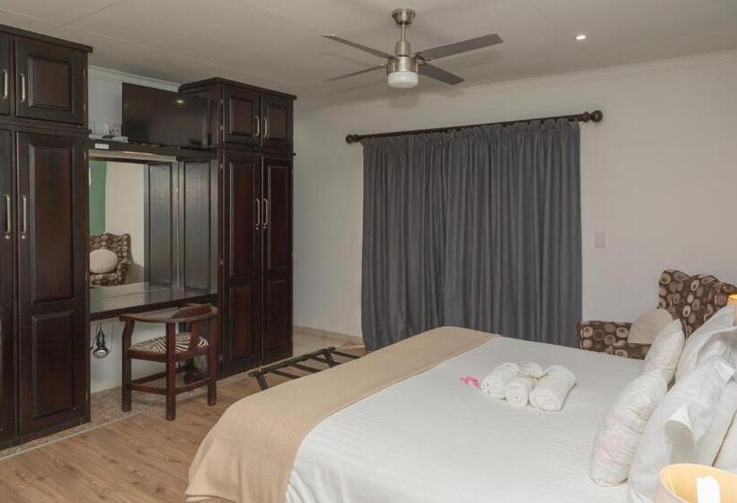 キングサイズベッドのスーペリアルーム, Bri Shel Manor B&b