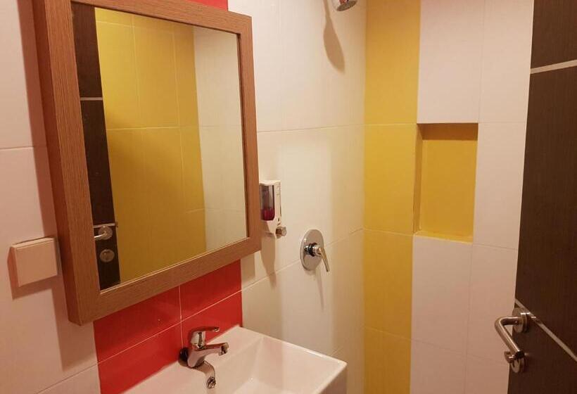 高级单人间, Budget Hotel Ambon