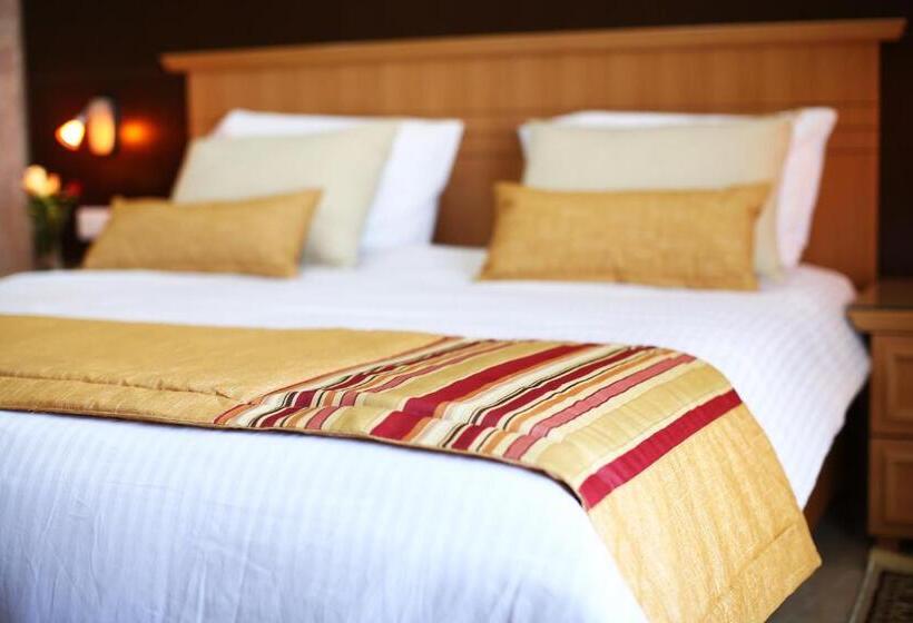 Номер Стандарт, Julius