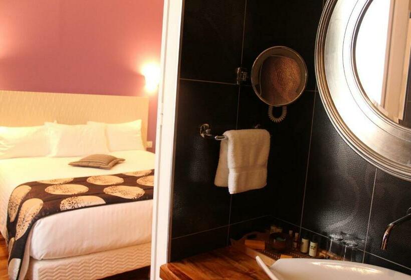 スーペリアールーム, Villa Angélique Hôtel Classé Monument Historique