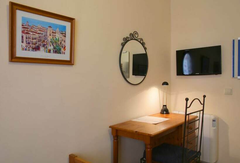 اتاق استاندارد با سرویس بهداشتی مشترک, Málaga Lodge Guesthouse