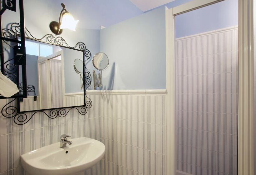 اتاق استاندارد با سرویس بهداشتی مشترک, Málaga Lodge Guesthouse