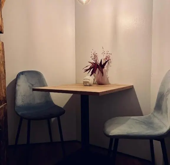 اتاق استاندارد با سرویس بهداشتی مشترک, Capsule Hotel Nyhavn63