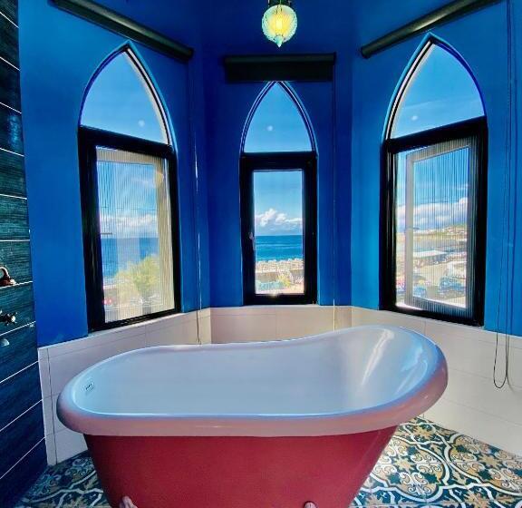 اتاق لوکس با چشم‌انداز دریا, 綠島寧靜海潛水 城堡館 Twinkleocean Diving Hostel