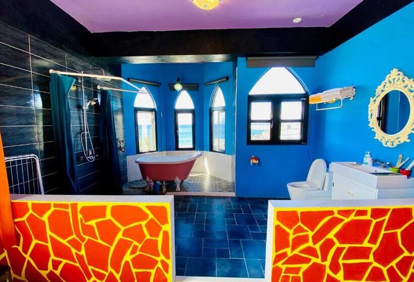 اتاق لوکس با چشم‌انداز دریا, 綠島寧靜海潛水 城堡館 Twinkleocean Diving Hostel